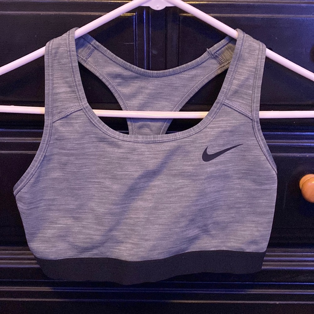 New Nike Women’s Sports Bra
